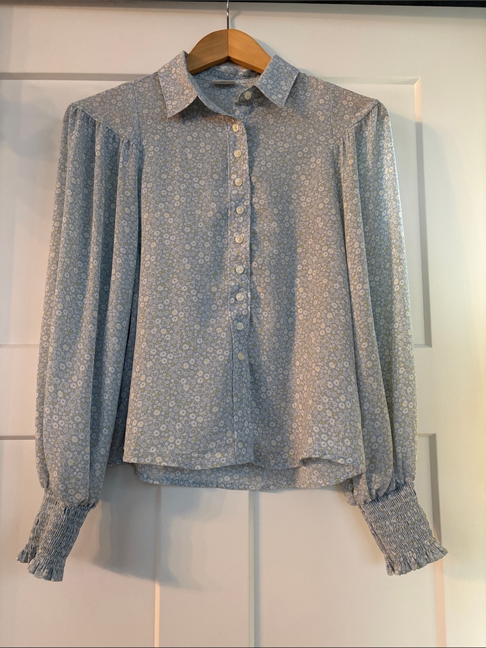 Levi's Light Blue Floral Button-Front Blouse - Picture 7 of 11
